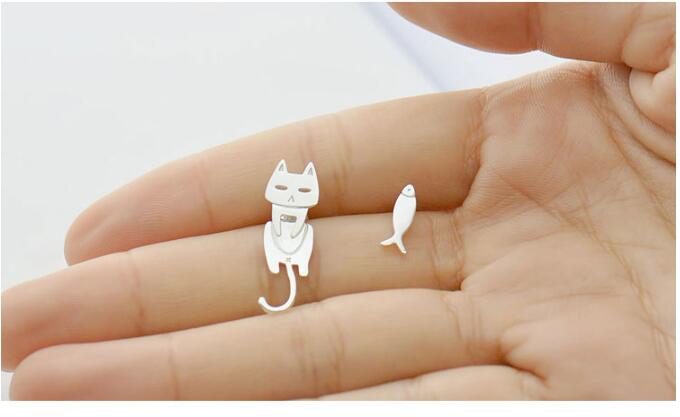 Lovely Cat Fish Earring