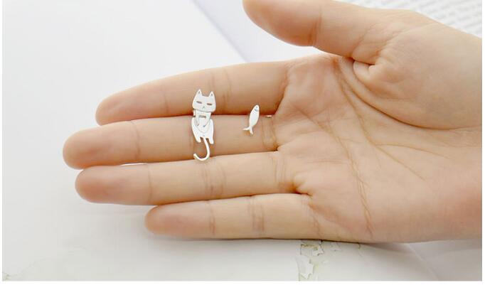 Lovely Cat Fish Earring